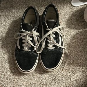 black vans